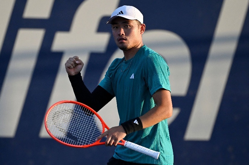 卢特丽芙, 她们以 卢特丽芙, 她们以