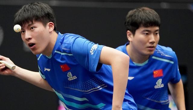 梁靖崑, 就是两个面, 两个搭配起 梁靖崑, 就是两个面, 两个搭配起