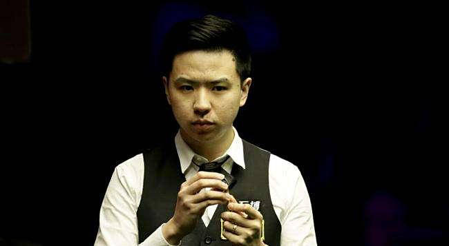 而墨菲则在 而墨菲则在